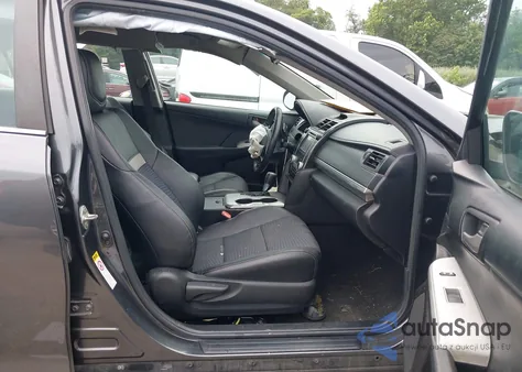 2013 Toyota Camry Se z USA, uszkodzony, nr VIN 4T1BF1FK3DU293599